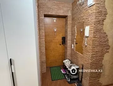 2-комнатная квартира, этаж 8 из 10, 51 м², миниатюра 8