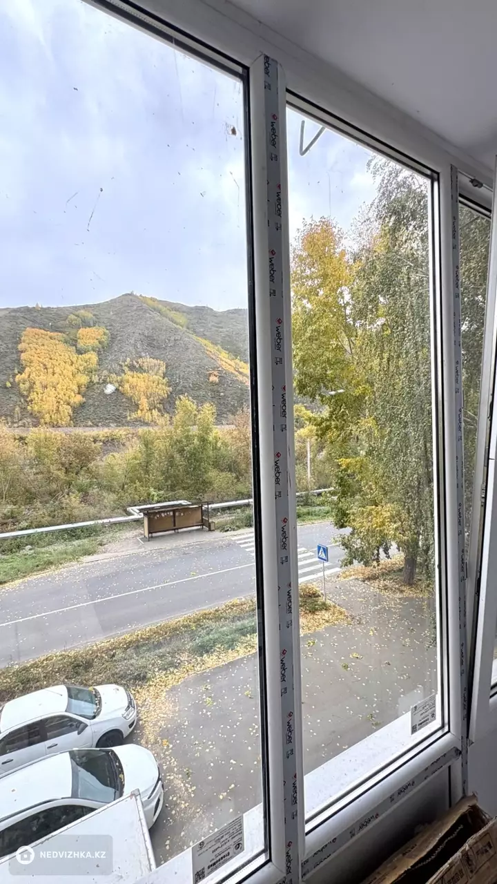 4-комнатная квартира, этаж 3 из 5, 59 м², фотография 5