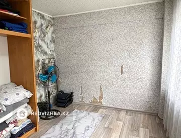 4-комнатная квартира, этаж 3 из 5, 59 м², миниатюра 7