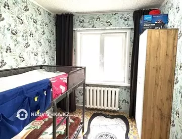 4-комнатная квартира, этаж 3 из 5, 59 м², миниатюра 8