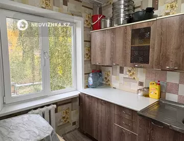 4-комнатная квартира, этаж 3 из 5, 59 м², миниатюра 12