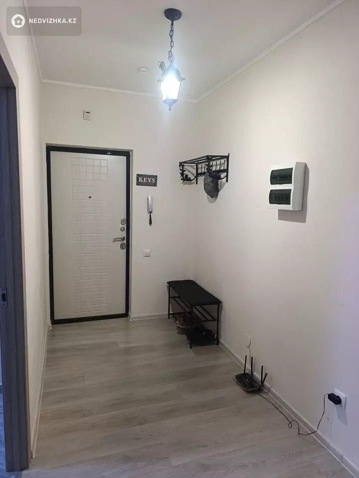 1-комнатная квартира, этаж 2 из 12, 46 м², Посуточно, фотография 5