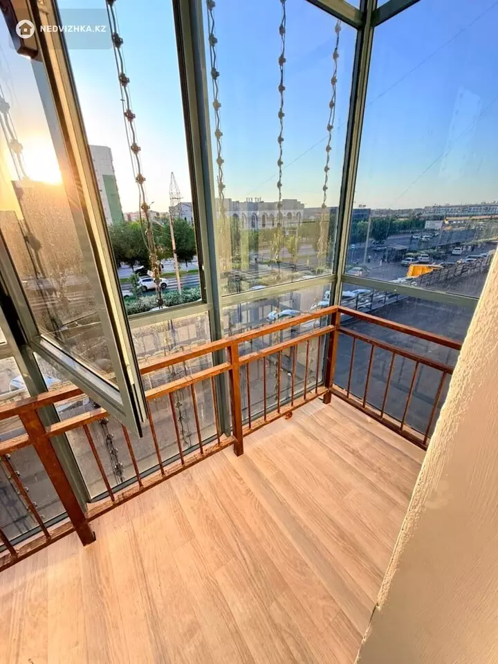 2-бөлмелі пәтер, қабат 3 барлық қабат саны 9, 65 м²