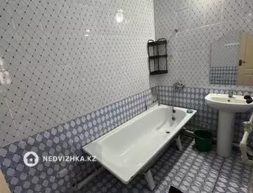 2-комнатная квартира, этаж 3 из 9, 65 м², миниатюра 7