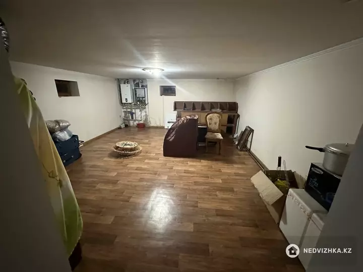 11-бөлмелі үй, 10 соттық, 450 м², 5-фотосурет