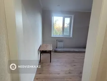 2-комнатная квартира, этаж 4 из 5, 44 м², миниатюра 7