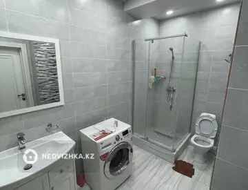 2-комнатная квартира, этаж 1 из 9, 71 м², миниатюра 3