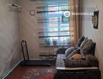 3-комнатная квартира, этаж 1 из 2, 60 м²