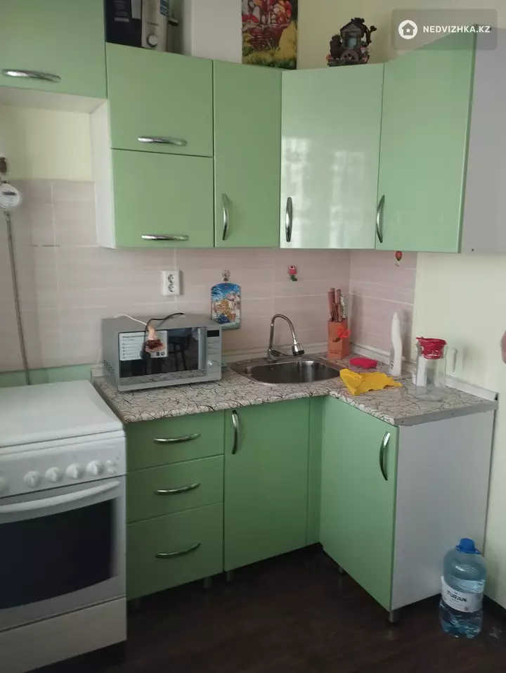 2-комнатная квартира, этаж 5 из 6, 53 м², фотография 4