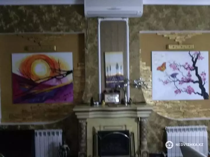 8-комнатный таунхаус, 10 соток, 600 м²