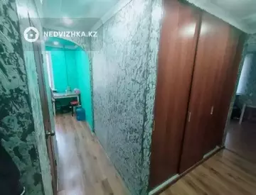 2-комнатная квартира, этаж 2 из 3, 40 м², миниатюра 3