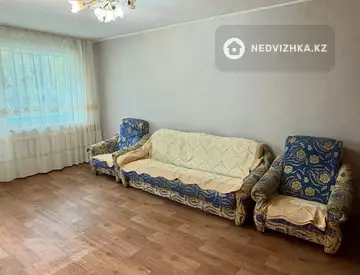 2-комнатная квартира, этаж 2 из 5, 44 м², миниатюра 3