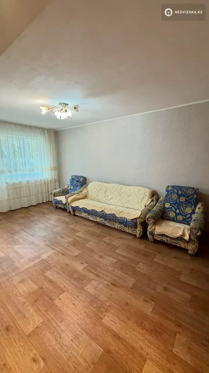 2-комнатная квартира, этаж 2 из 5, 44 м², фотография 3