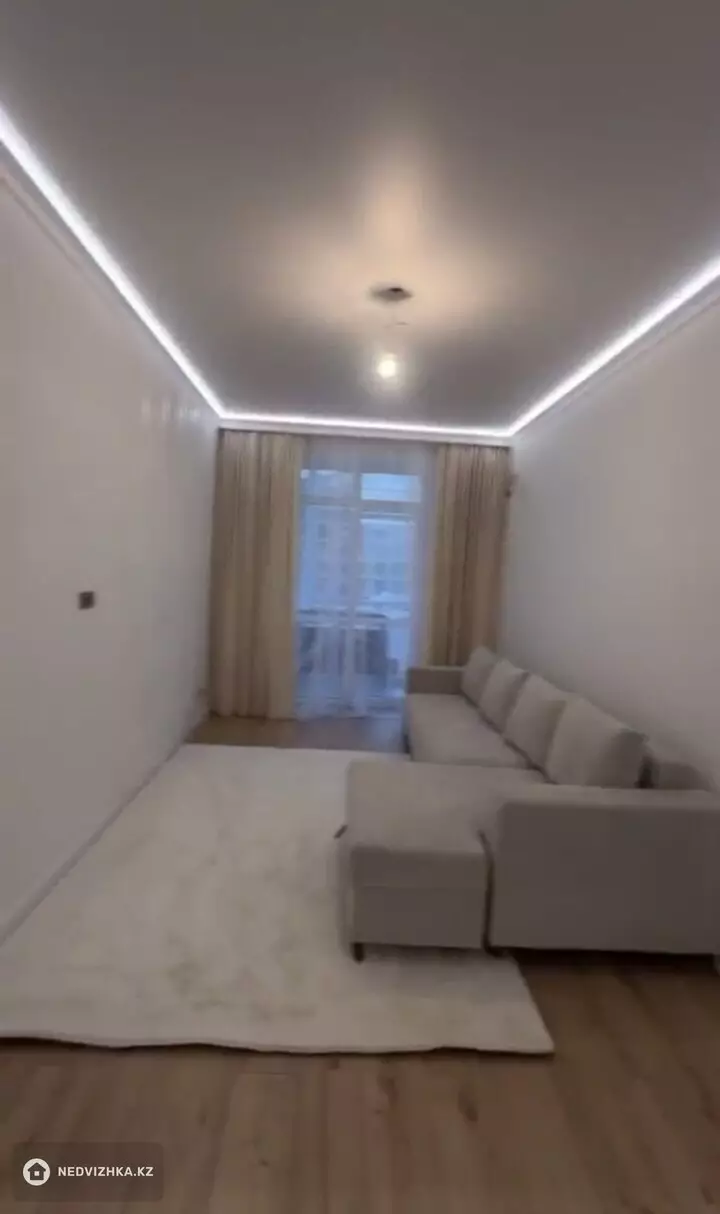 3-комнатная квартира, этаж 2 из 10, 65 м², фотография 5