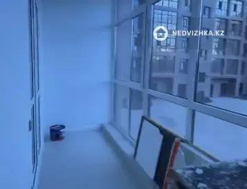 3-комнатная квартира, этаж 2 из 10, 65 м², миниатюра 8