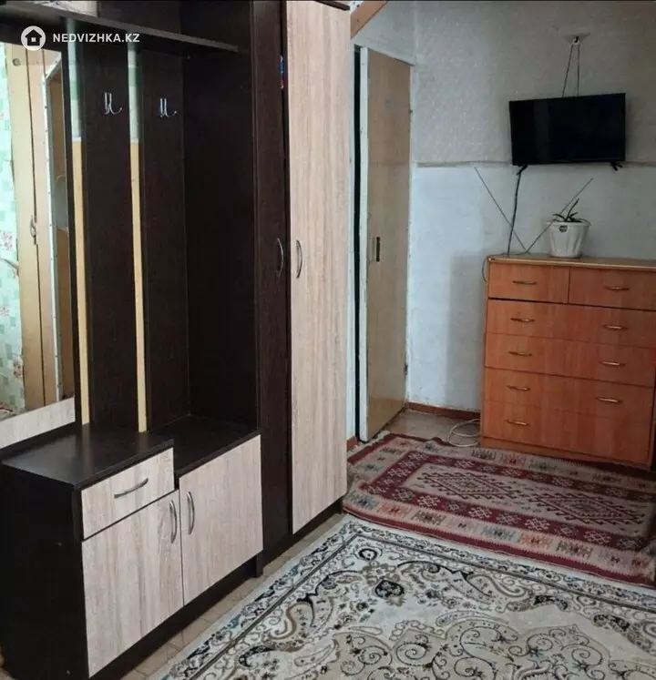 2-комнатная квартира, этаж 1 из 5, 71 м², фотография 4