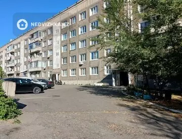 2-комнатная квартира, этаж 1 из 5, 71 м², миниатюра 1