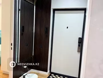 3-комнатная квартира, этаж 9 из 9, 60 м², миниатюра 5