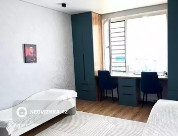 3-комнатная квартира, этаж 9 из 9, 60 м², миниатюра 10