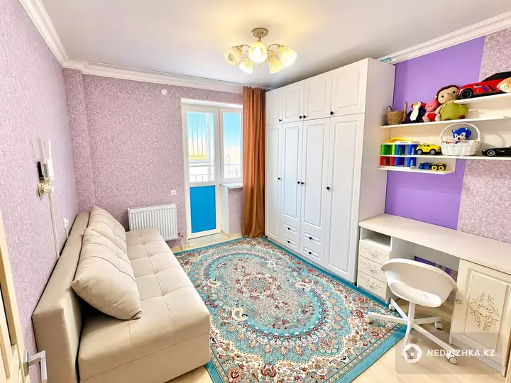 3-комнатная квартира, этаж 5 из 12, 56 м², 5-фотосурет