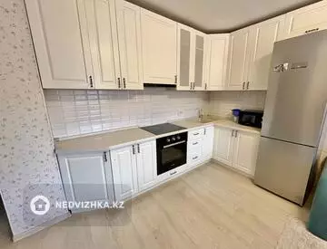 3-комнатная квартира, этаж 5 из 12, 56 м², миниатюра 2