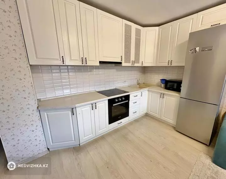 3-комнатная квартира, этаж 5 из 12, 56 м², 2-фотосурет