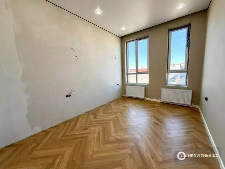 2-комнатная квартира, этаж 4 из 13, 46 м², фотография 5