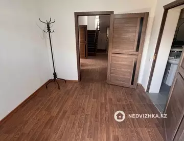 6-комнатный дом, 6 соток, 232 м², миниатюра 1