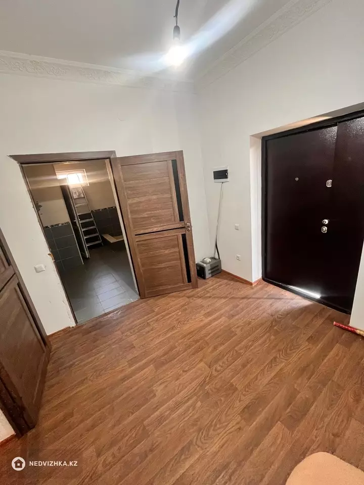 6-комнатный дом, 6 соток, 232 м², фотография 2