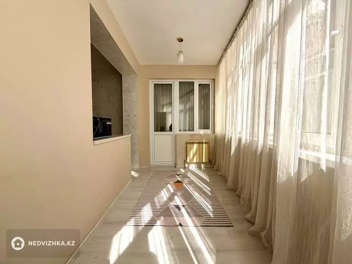 1-комнатная квартира, этаж 5 из 10, 60 м², фотография 4