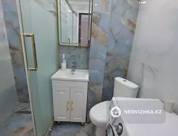 2-комнатная квартира, этаж 3 из 5, 56 м², Посуточно, миниатюра 7