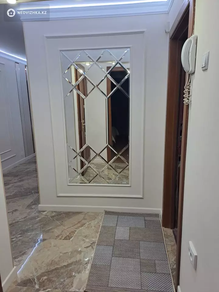 2-комнатная квартира, этаж 3 из 5, 56 м², Посуточно, фотография 3