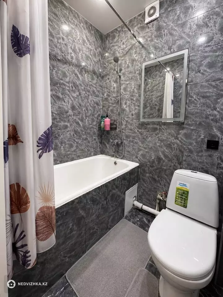 1-комнатная квартира, этаж 5 из 5, 40 м², Посуточно, фотография 5