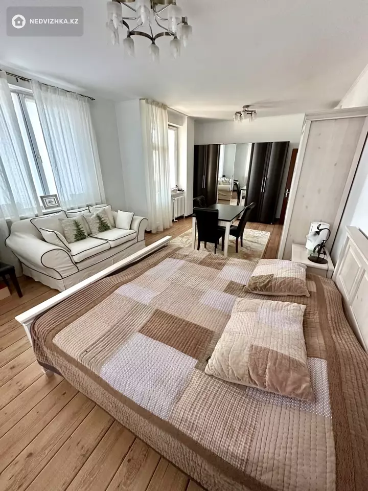 3-комнатная квартира, этаж 8 из 11, 120 м², На длительный срок, фотография 4