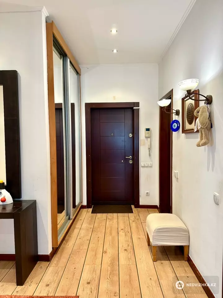 3-комнатная квартира, этаж 8 из 11, 120 м², На длительный срок, фотография 5