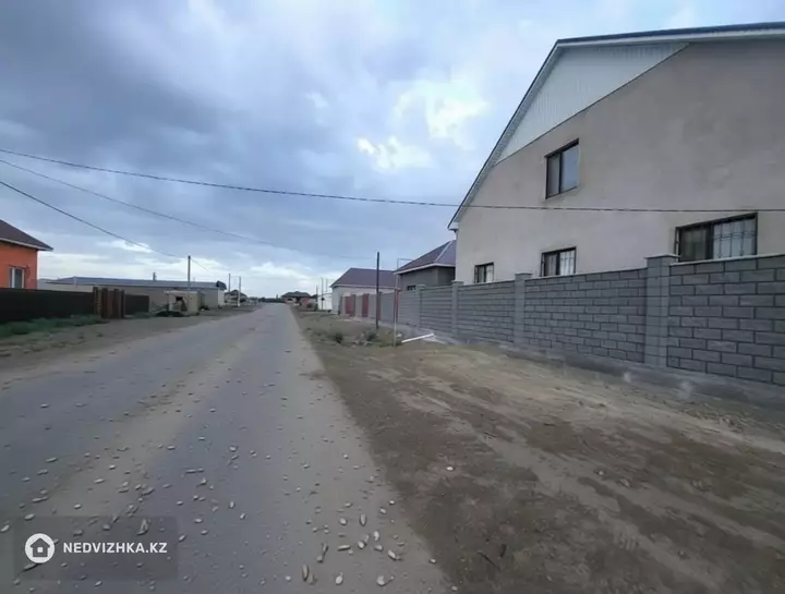 10-комнатная часть дома, 10 соток, 212 м², фотография 5