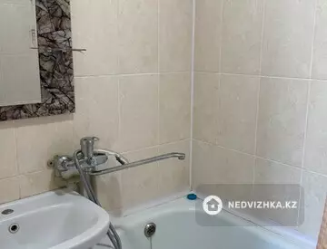 2-комнатная квартира, этаж 3 из 5, 60 м², Посуточно