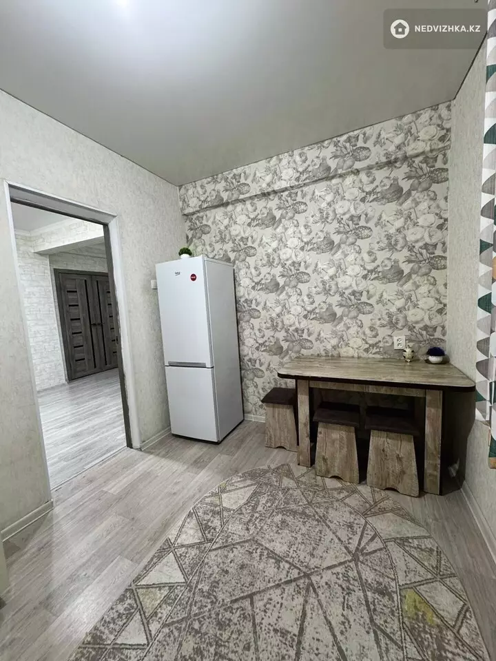 2-комнатная квартира, этаж 5 из 5, 70 м², Посуточно, фотография 3