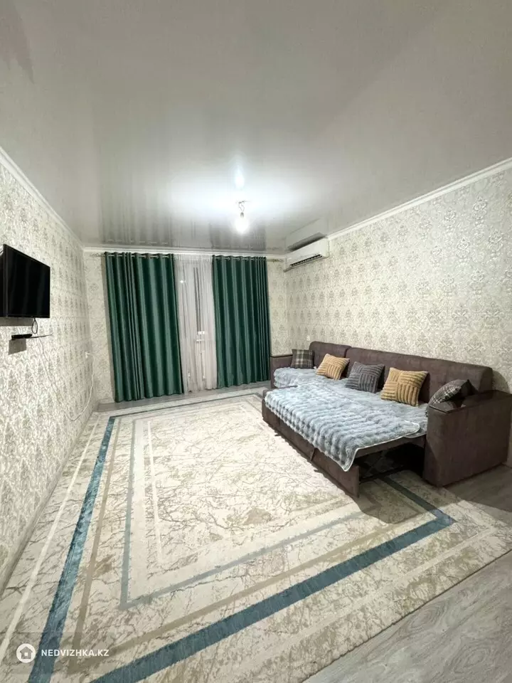 2-комнатная квартира, этаж 5 из 5, 70 м², Посуточно, фотография 2