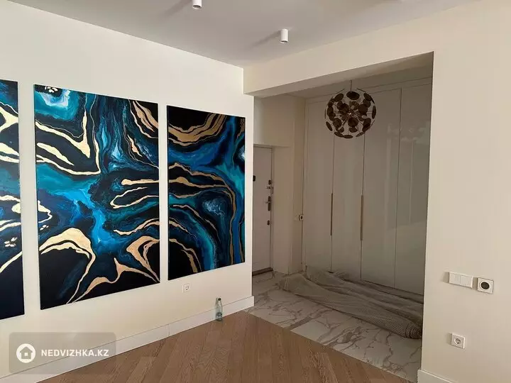 4-комнатная квартира, этаж 9 из 9, 188 м², фотография 2