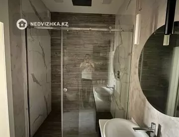 4-комнатная квартира, этаж 9 из 9, 188 м², миниатюра 9