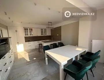 4-комнатная квартира, этаж 9 из 9, 188 м², миниатюра 11