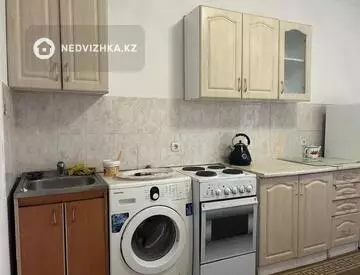 1-комнатная квартира, этаж 3 из 9, 47 м², миниатюра 1