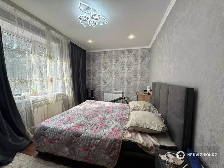4-комнатная квартира, этаж 1 из 9, 78 м², фотография 2