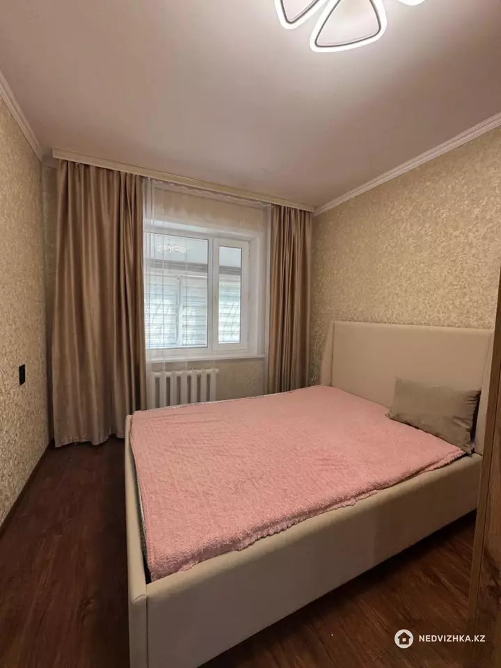 4-комнатная квартира, этаж 1 из 9, 78 м², фотография 4