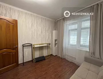 4-комнатная квартира, этаж 1 из 9, 78 м², миниатюра 7