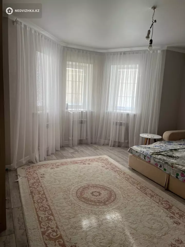 6-комнатный дом, 14 соток, 220 м², фотография 4