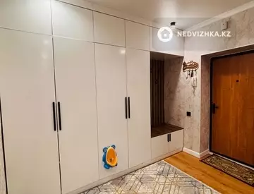 2-комнатная квартира, этаж 5 из 5, 70 м², миниатюра 4