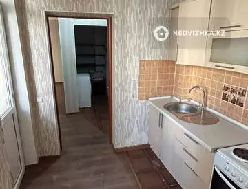3-бөлмелі пәтер, қабат 11 барлық қабат саны 18, 65 м², 6-нобай