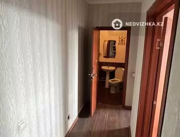 3-бөлмелі пәтер, қабат 11 барлық қабат саны 18, 65 м², 8-нобай
